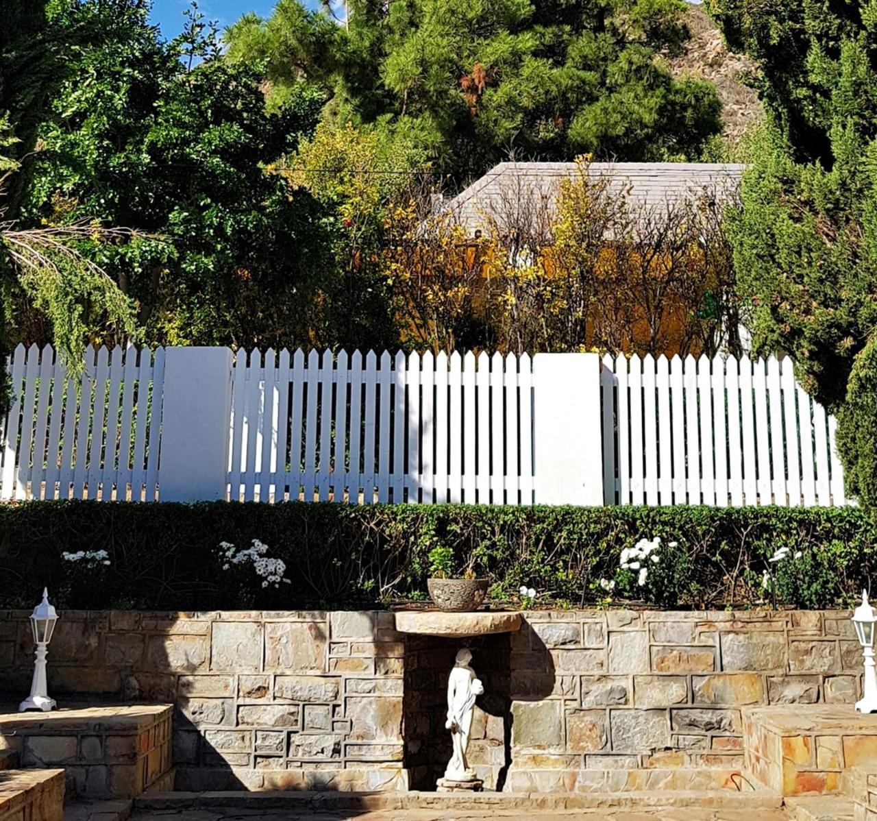 Montagu Little Sanctuary - Hot Spring Access At Reduced Price Apartment Exterior photo
