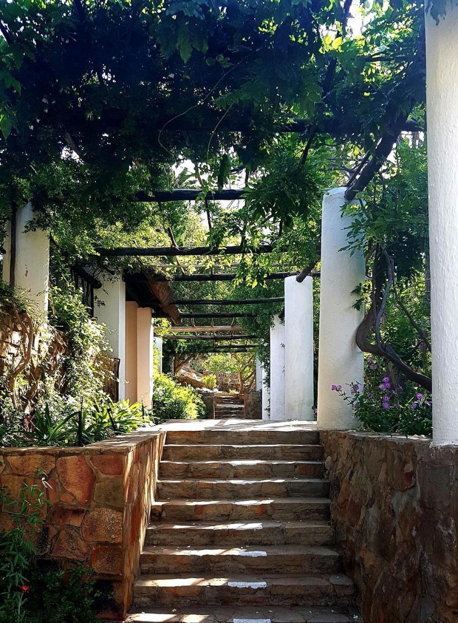 Montagu Little Sanctuary - Hot Spring Access At Reduced Price Apartment Exterior photo